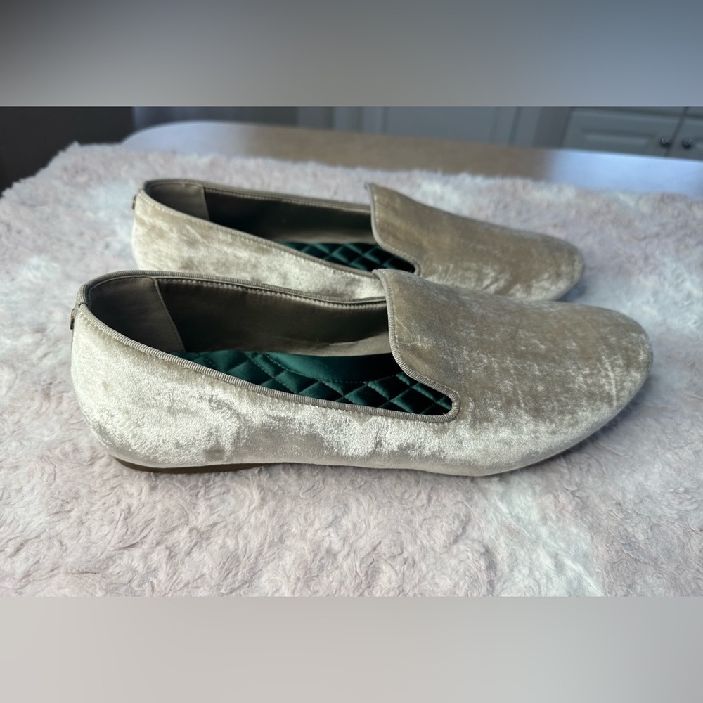 Birdies Champagne Velvet Loafers - Picture 5 of 11